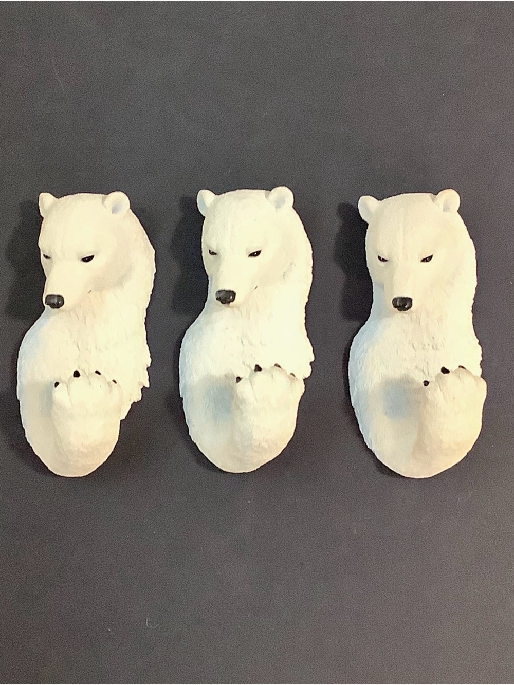 Avon Polar Bear Wall Polyresin Hooks Set of 3